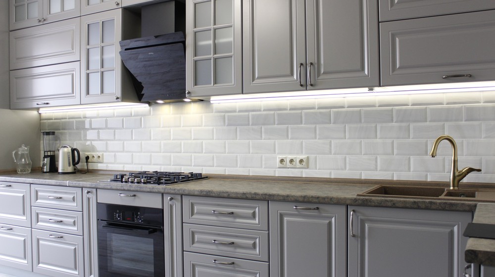 Белый кухонный гарнитур-Кухня МДФ в ПВХ «Модель 183»-фото2